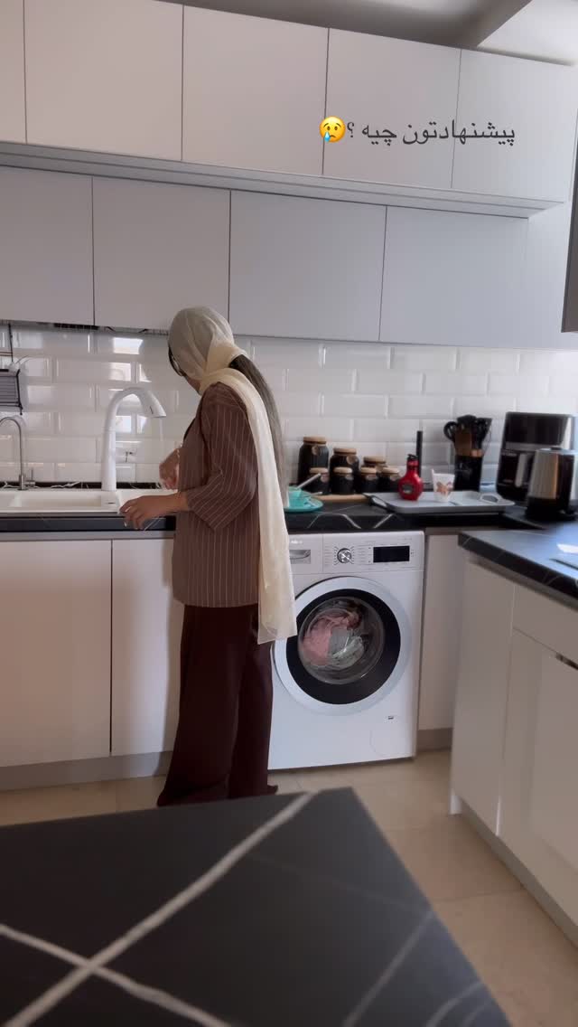  جدید ترین استوری اینستاگرام نگين عابدزاده