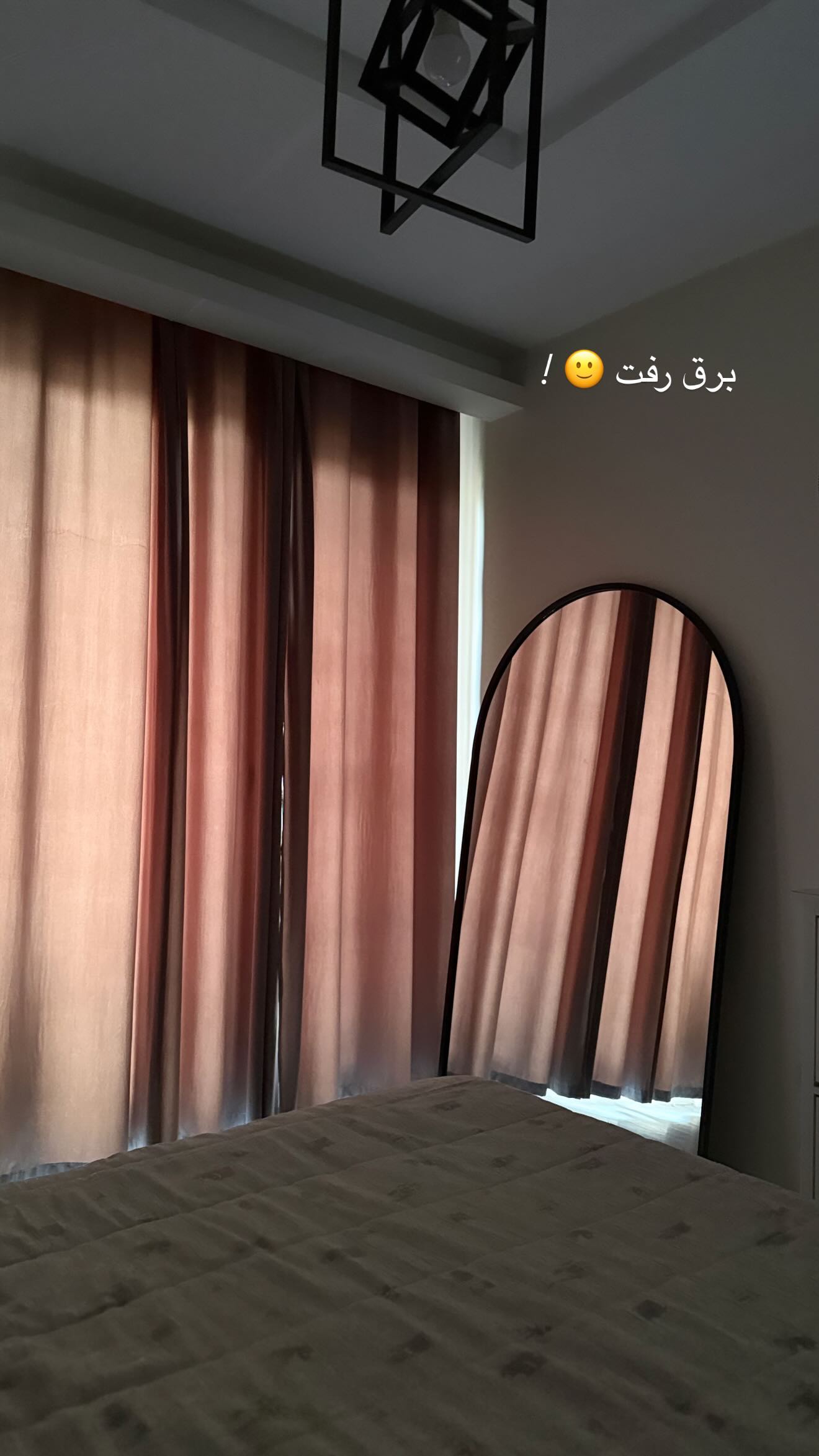  جدید ترین استوری اینستاگرام نگين عابدزاده
