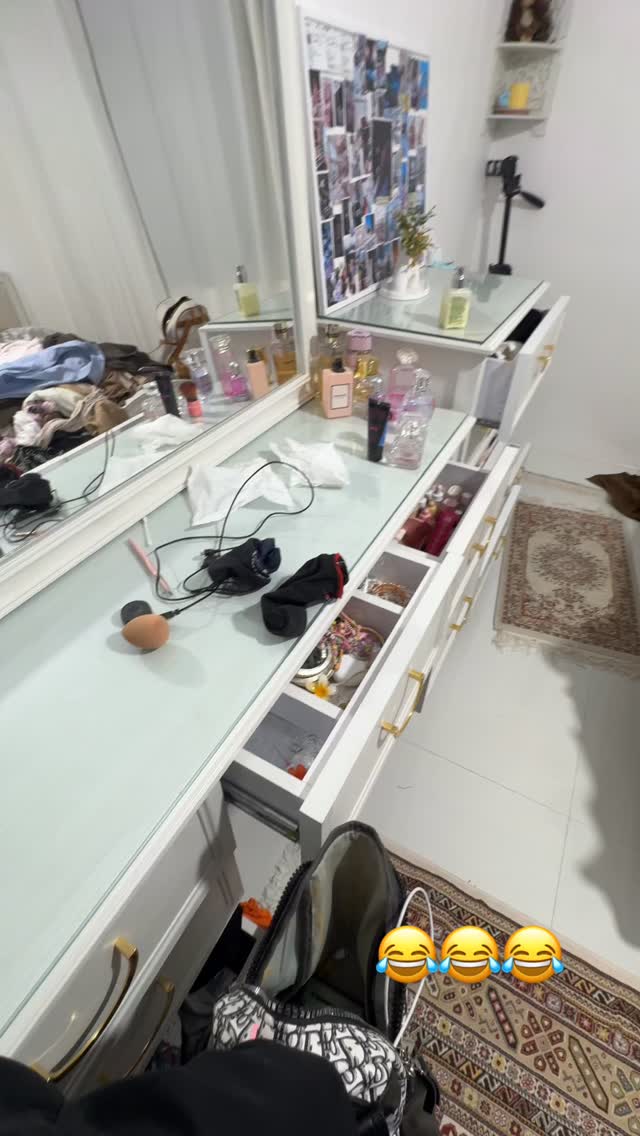  جدید ترین استوری اینستاگرام پروانه خوشبین