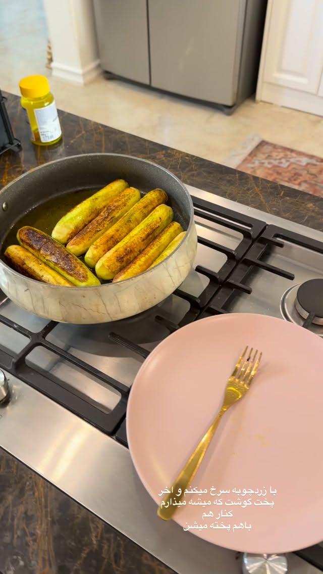  جدید ترین استوری اینستاگرام ریحانه رجب زاده