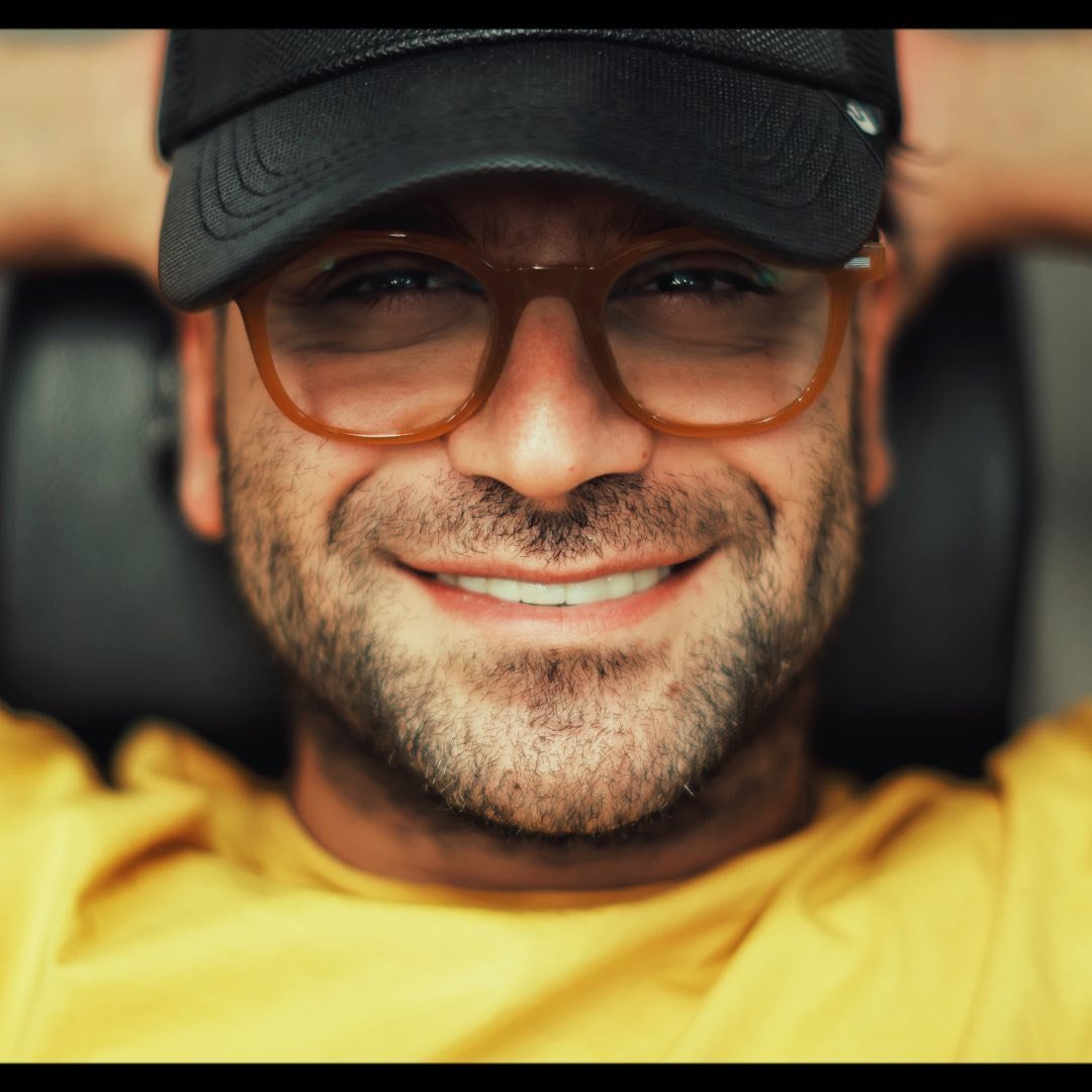  عکس پروفایل اینستاگرام روزبه حصاری / roozbehhesari