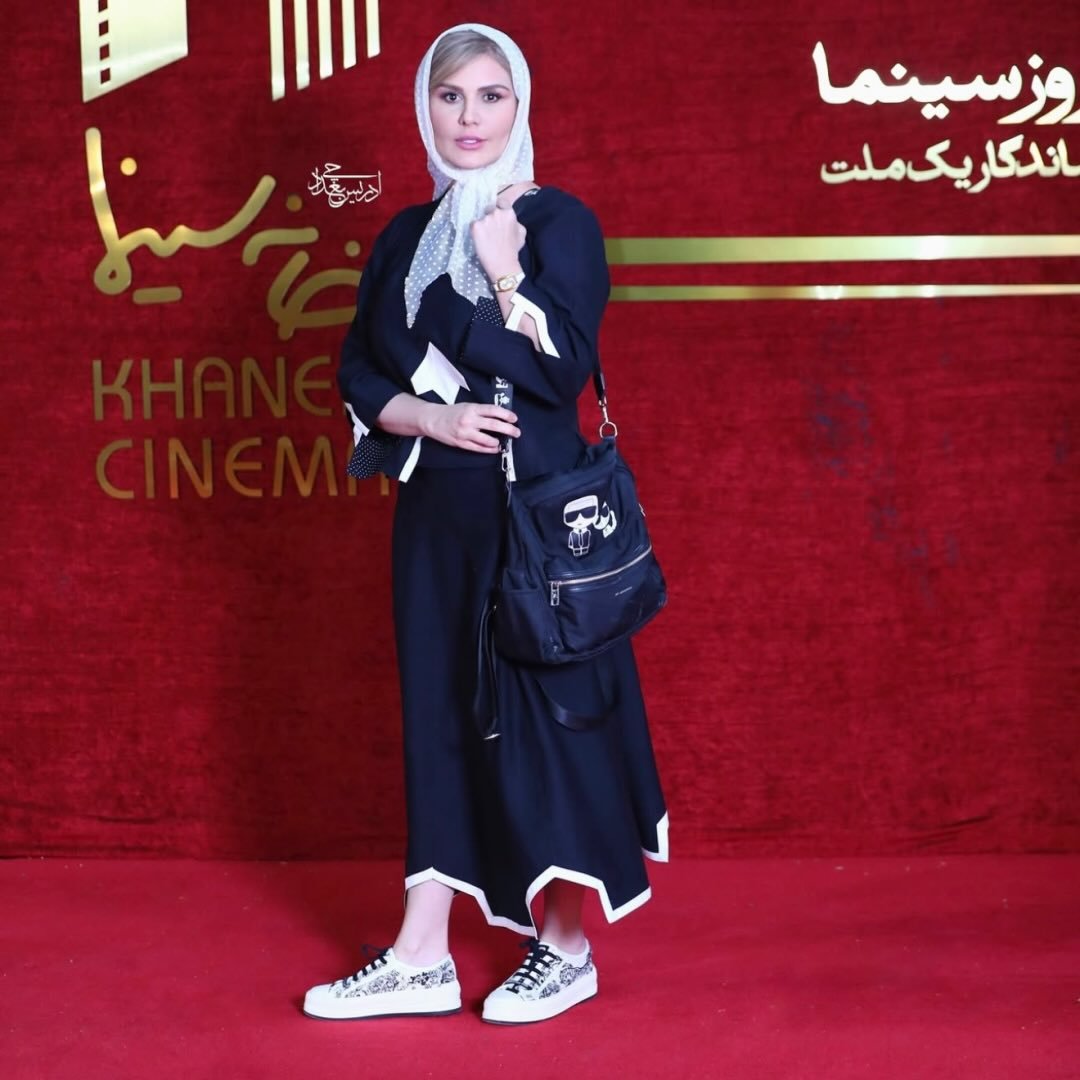  عکس پروفایل اینستاگرام رز رضوی / roz_razavi