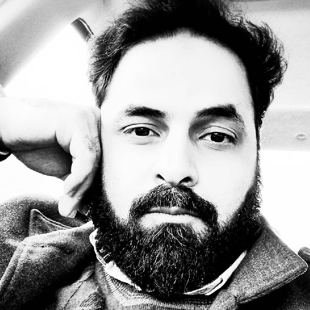 عکس پروفایل اینستاگرام سید مهدی صدرالساداتی / s.mm.sadrossadati 