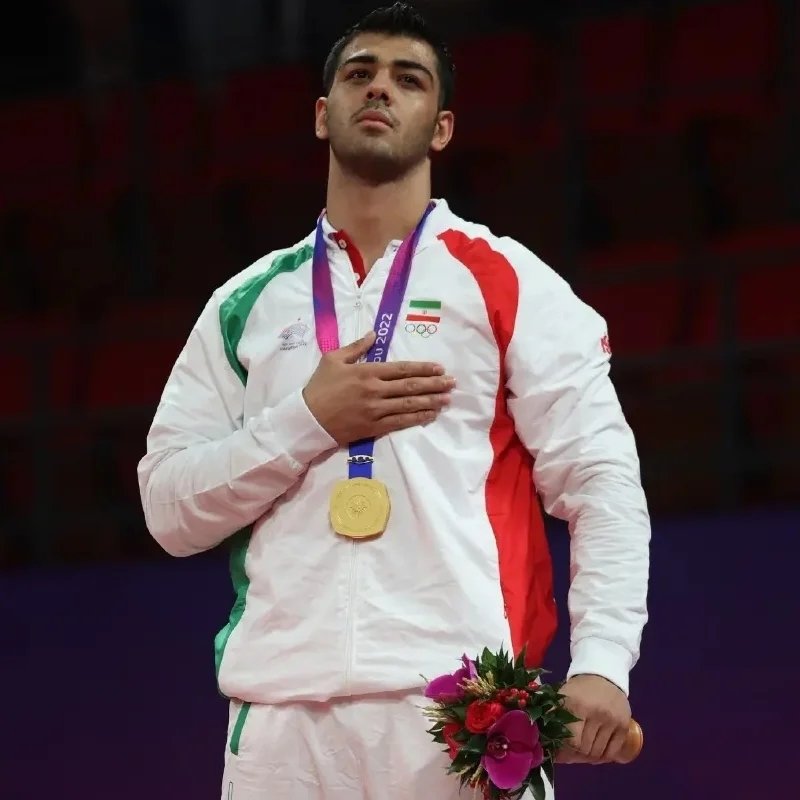  عکس پروفایل اینستاگرام صادق آذرنگ / sadeghazerang 