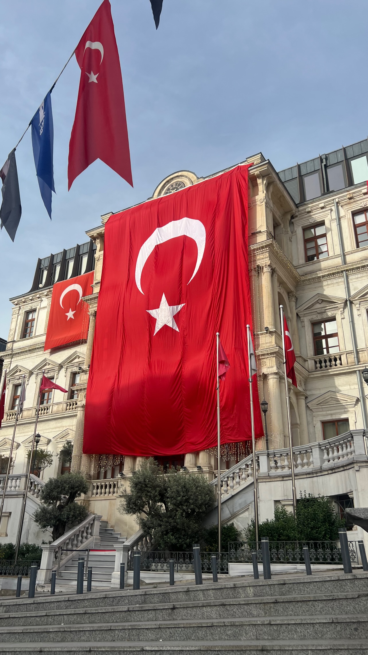  جدید ترین استوری اینستاگرام صفی صافی
