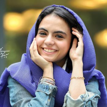  عکس پروفایل اینستاگرام سارا حاتمی / sarahatami.official