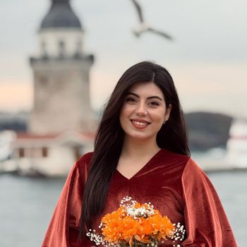 عکس پروفایل اینستاگرام سویل قادری / sevilghadiri