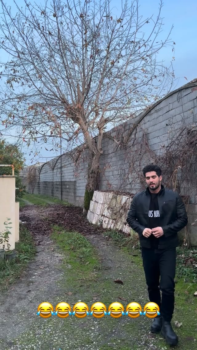  جدید ترین استوری اینستاگرام سید محمد حسینی