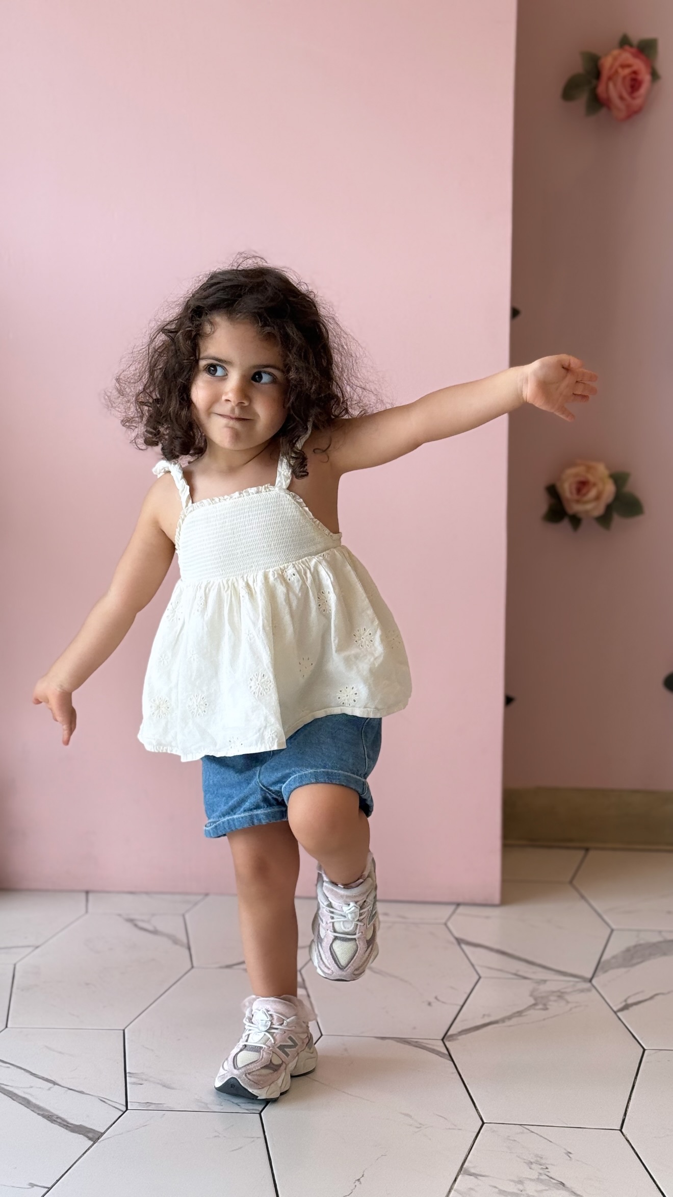  جدید ترین استوری اینستاگرام Shadi Amini