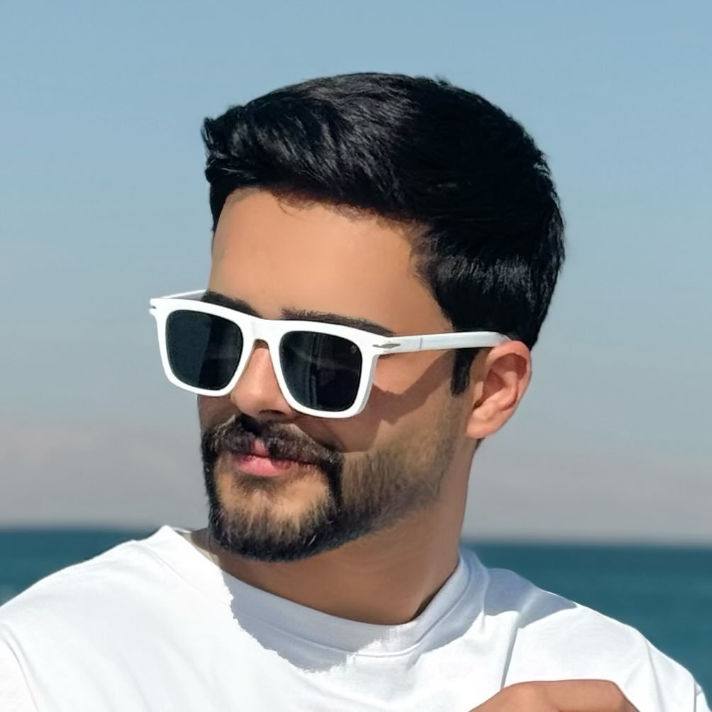 عکس پروفایل اینستاگرام سهیل میرجلیلی / soheiloriginall