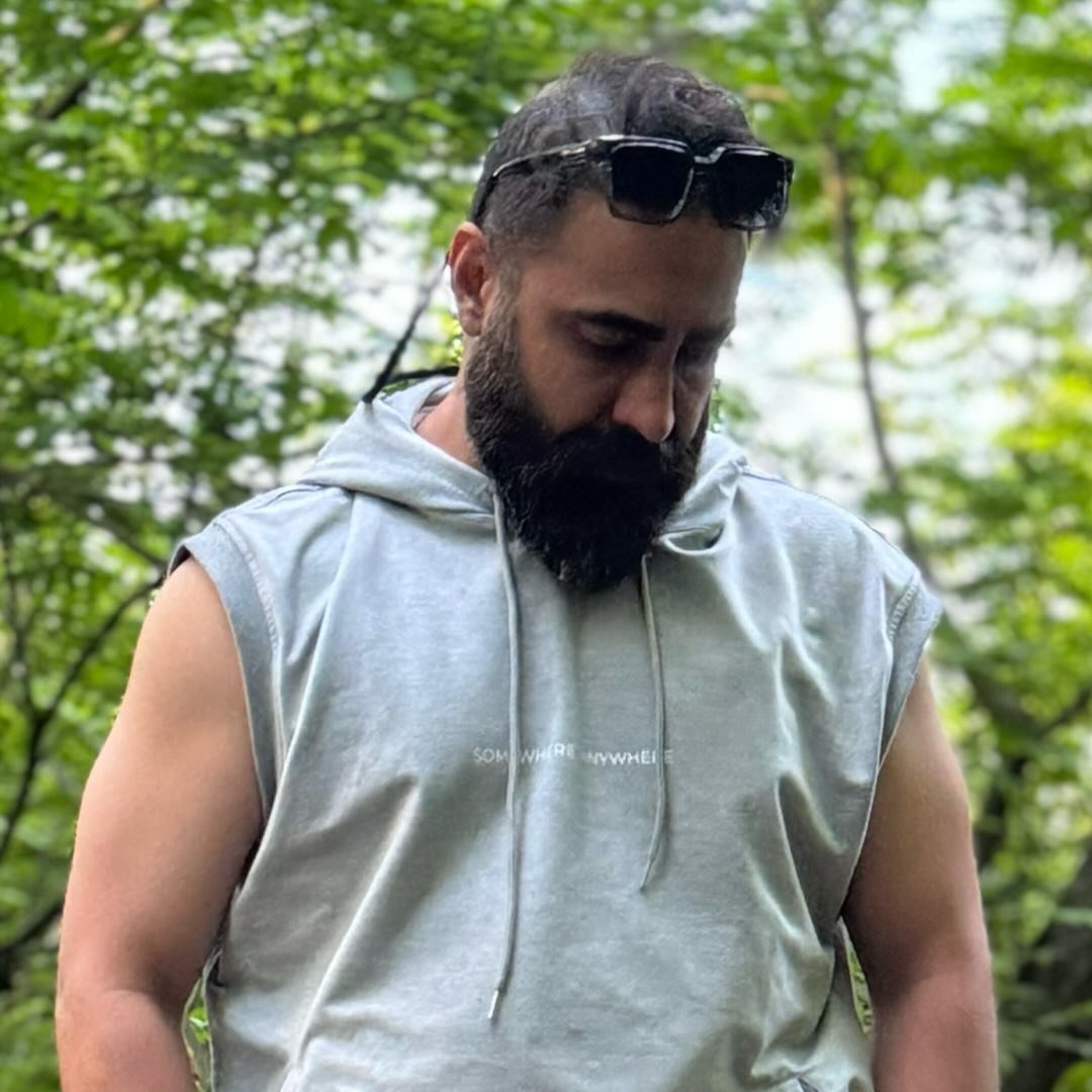  عکس پروفایل اینستاگرام طاها بذرافشان / taha_bazrafshan