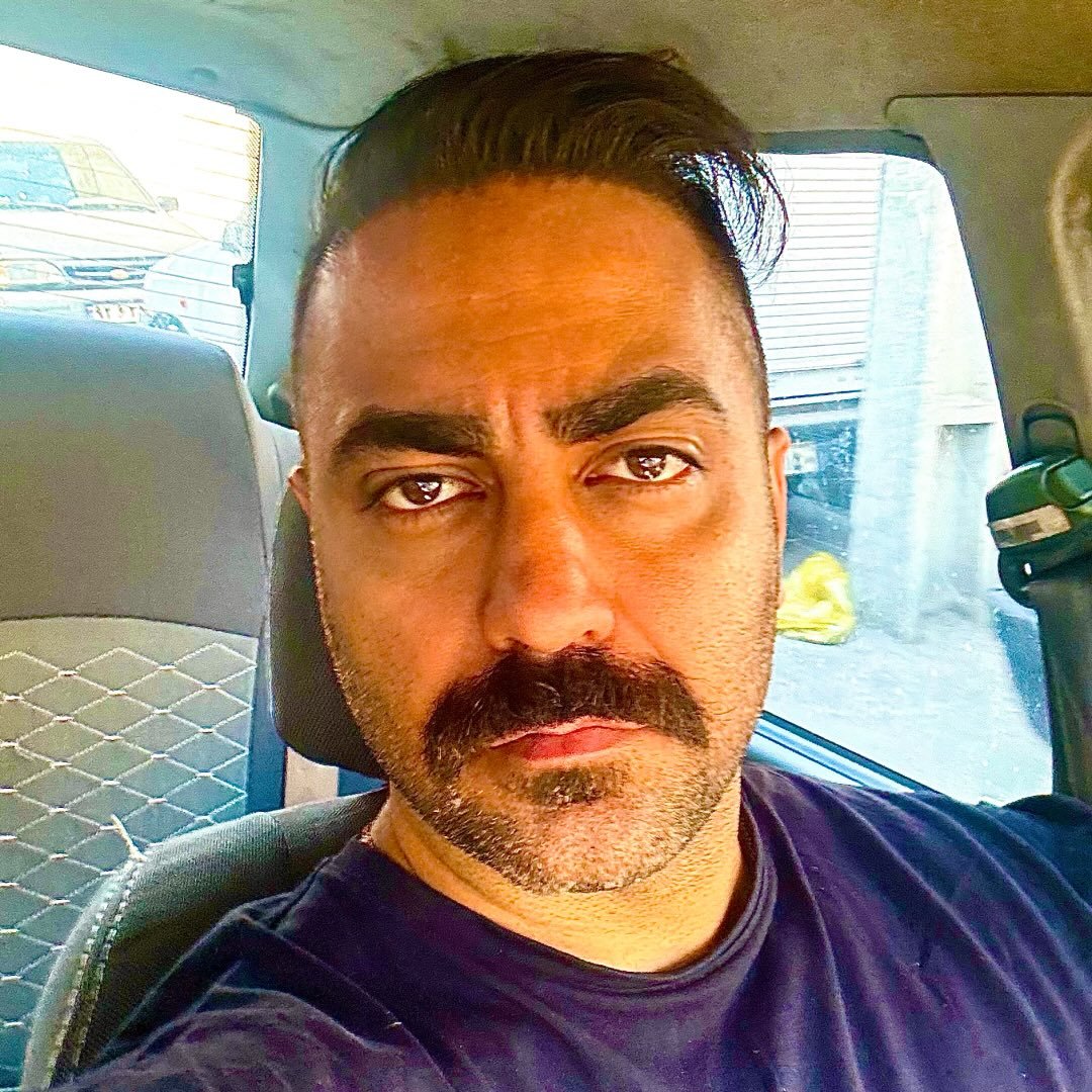  عکس پروفایل اینستاگرام طاها بذرافشان / taha_bazrafshan