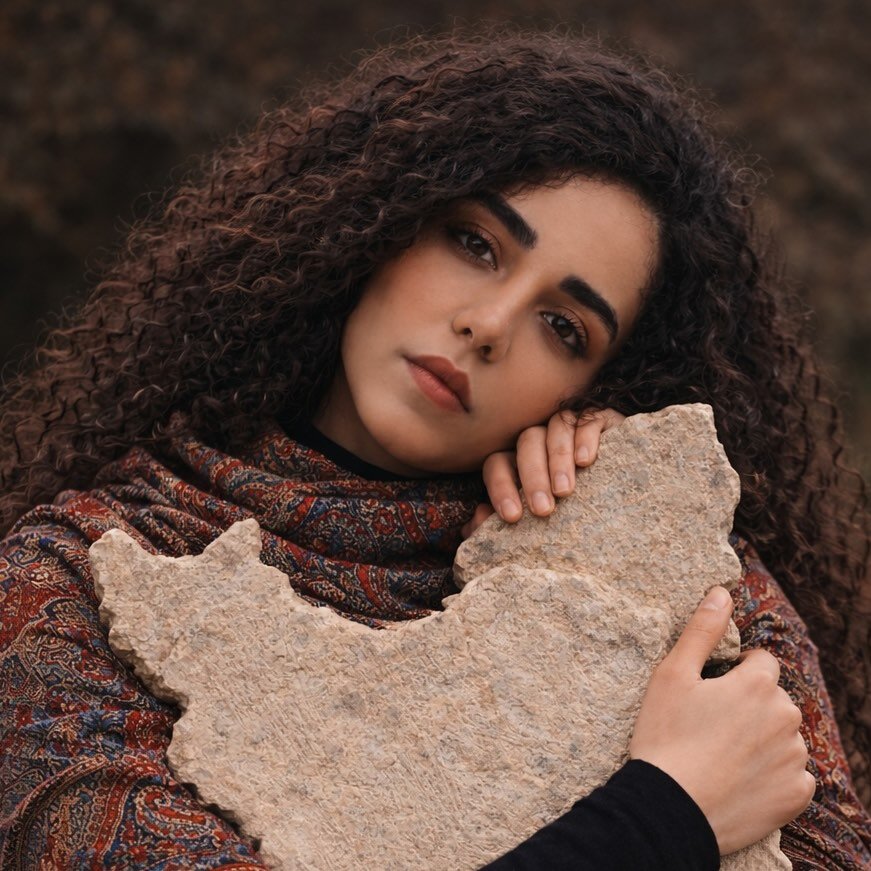  عکس پروفایل اینستاگرام طنین حقیقی / taninhaghighi