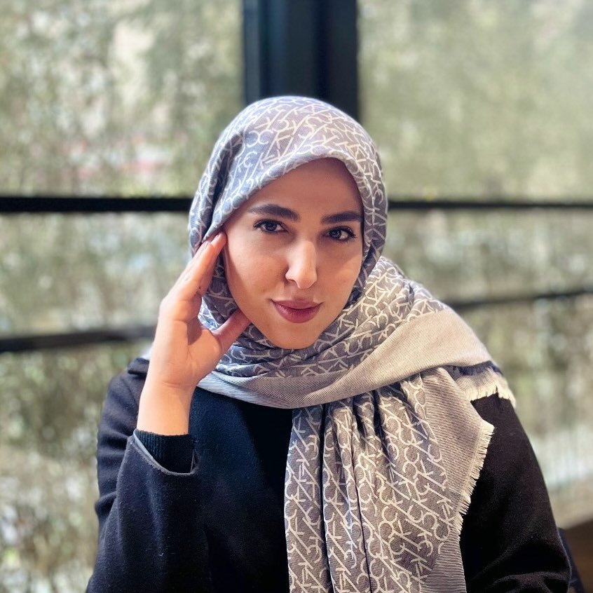  عکس پروفایل اینستاگرام تینا قربانی / tinaghorbaniiii