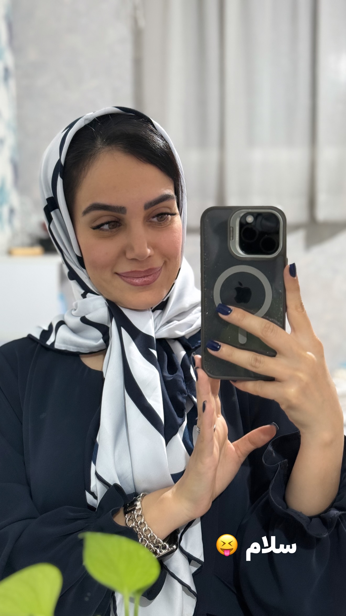  جدید ترین استوری اینستاگرام تکتم صادقیان