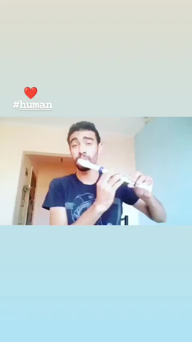  جدید ترین استوری اینستاگرام وحید رحیمیان