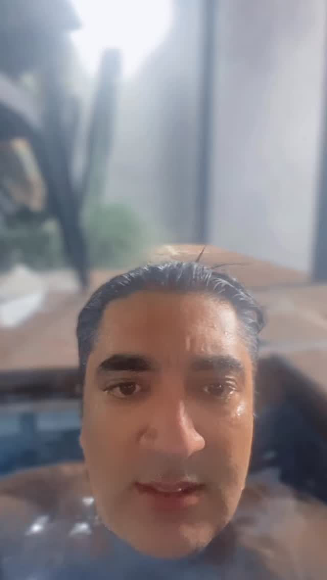  جدید ترین استوری اینستاگرام وحیدرضا صادق پور