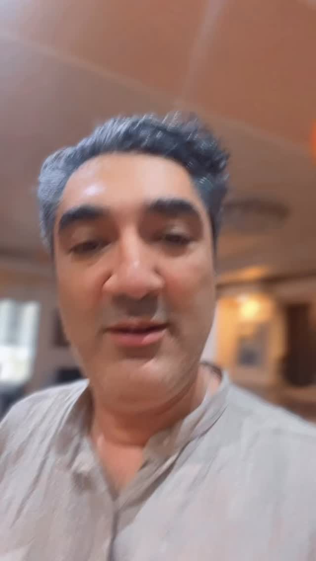  جدید ترین استوری اینستاگرام وحیدرضا صادق پور