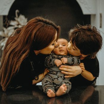  عکس پروفایل اینستاگرام خانواده ویهان ایهان / vihan.ayhan.familyy
