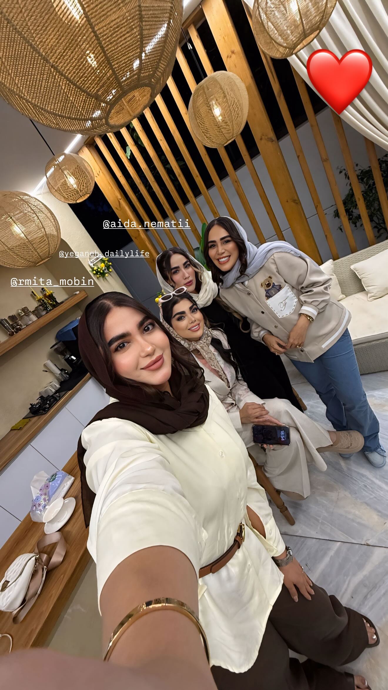  جدید ترین استوری اینستاگرام زهرا سادات یحیی زاده