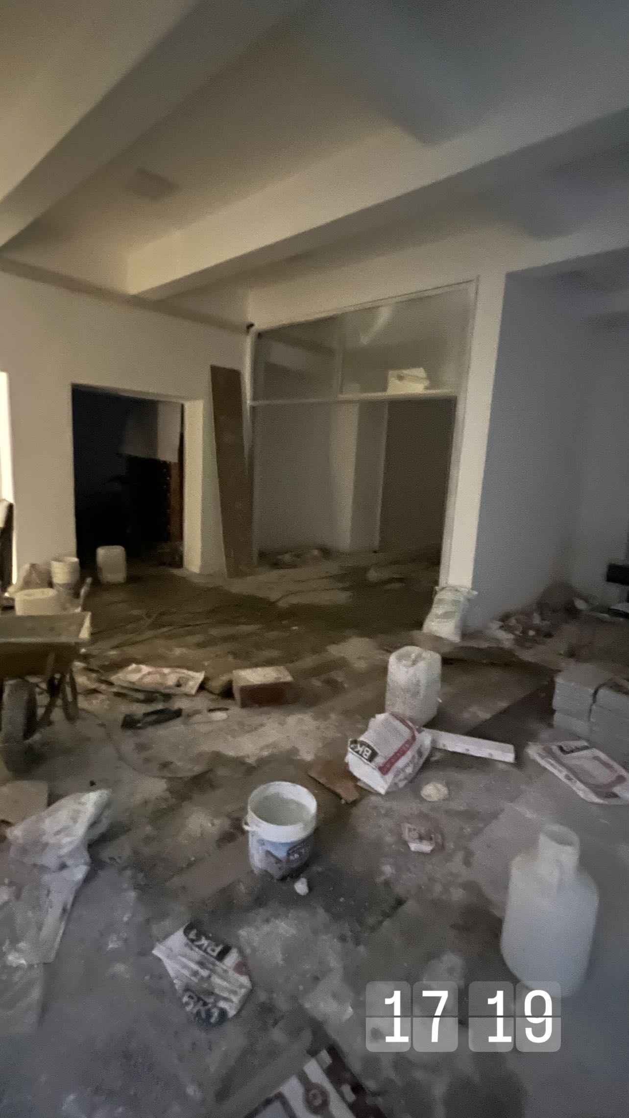  جدید ترین استوری اینستاگرام کمیل نظافتی آملی