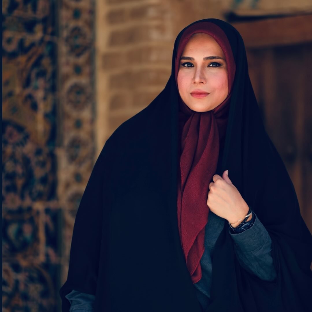  عکس پروفایل اینستاگرام زهرا چخماقى / zahra.chakhmaghi
