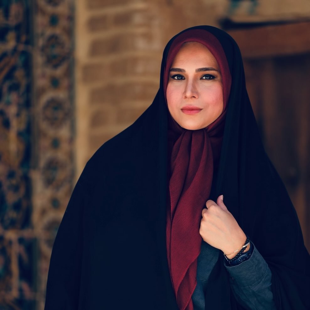  عکس پروفایل اینستاگرام زهرا چخماقى / zahra.chakhmaghi