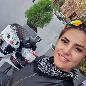  عکس پروفایل اینستاگرام زهرا عابدینی ابیانه / zahra_abedini_abyaneh