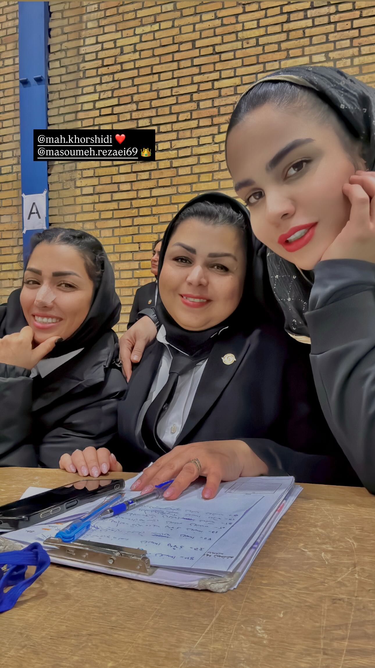  جدید ترین استوری اینستاگرام مبینا باقری