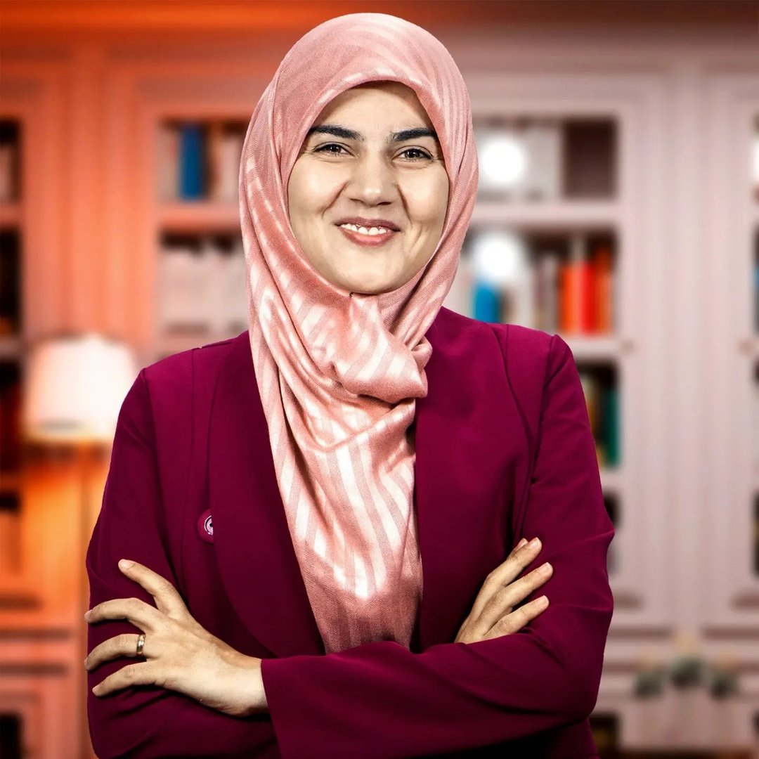 عکس پروفایل اینستاگرام زینب ایمان طلب / zeinabimantalab