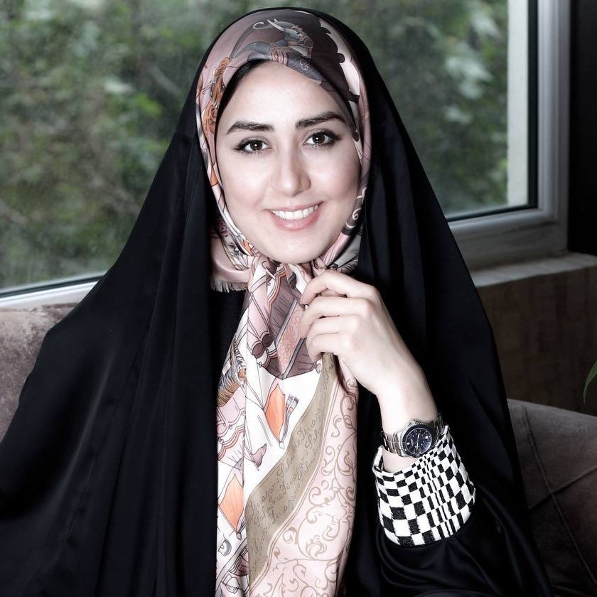 عکس پروفایل اینستاگرام زينب تقوایی / zeinabtaghvaei