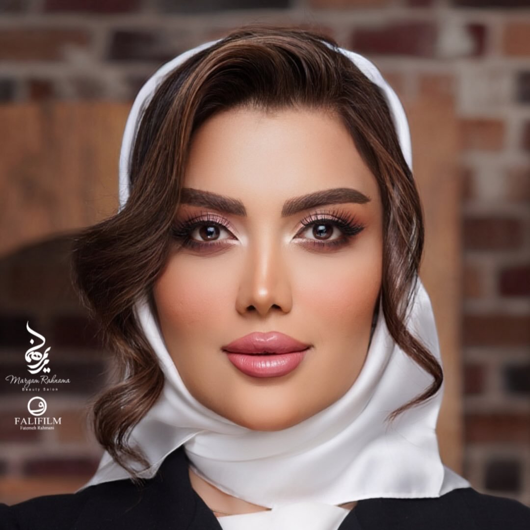  عکس پروفایل اینستاگرام ژاله درستکار / zhale.dorostkar