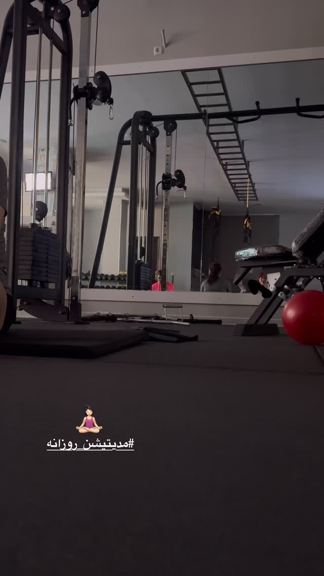  جدید ترین استوری اینستاگرام زهرا موسوی