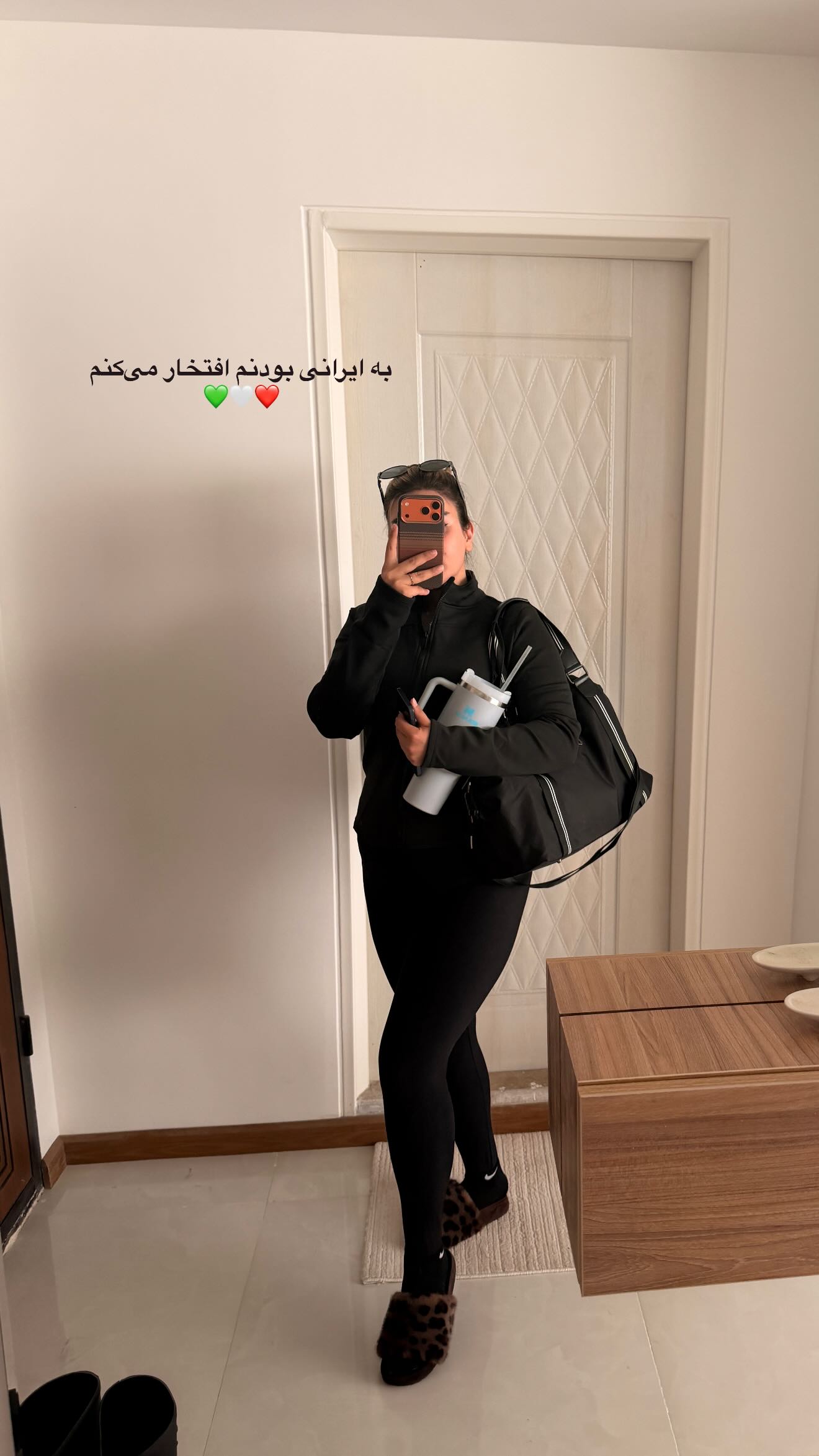  جدید ترین استوری اینستاگرام زهرا موسوی