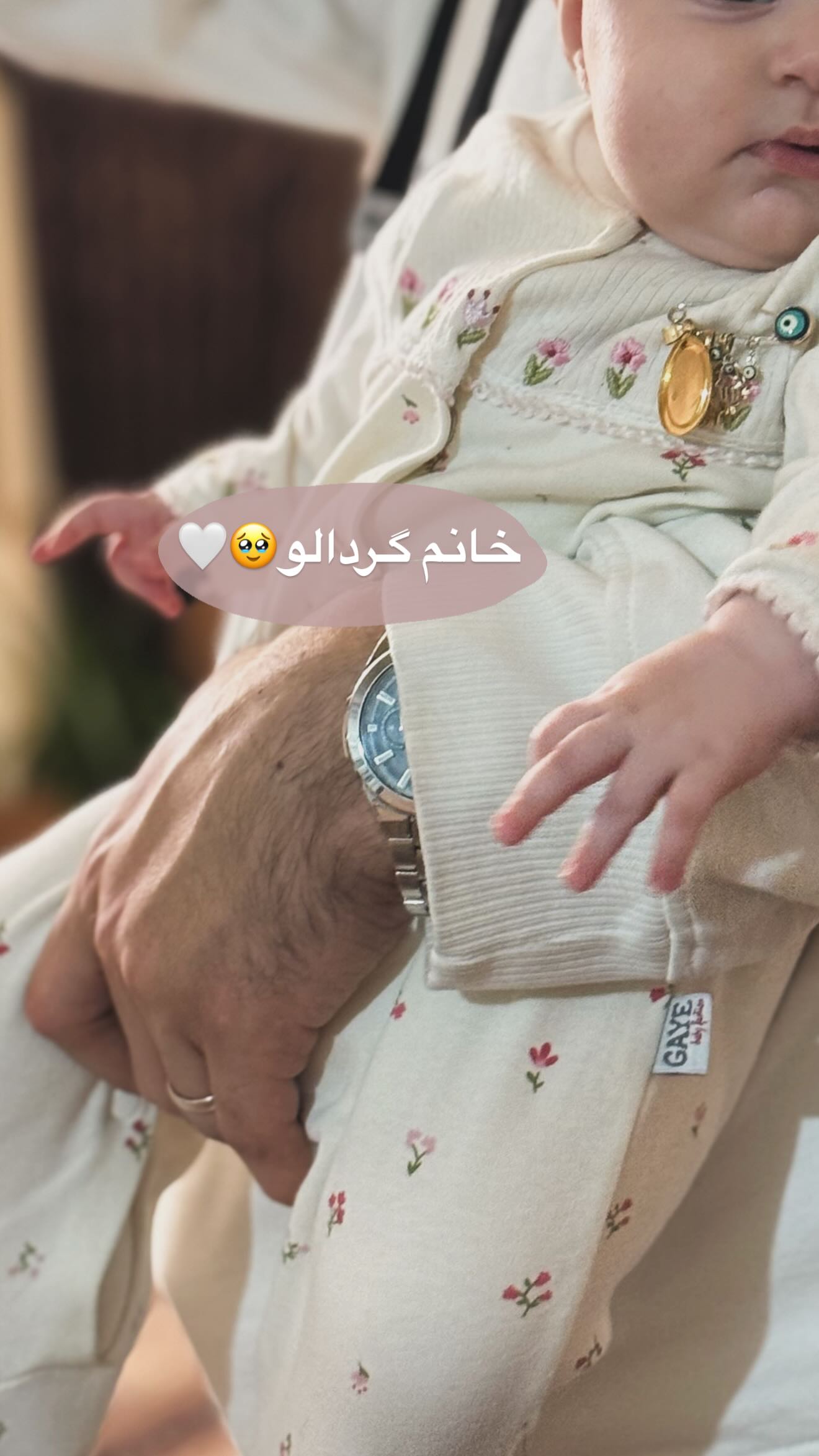  جدید ترین استوری اینستاگرام زهره سادات حسینی تبار